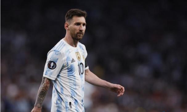 穿行于漓江，与青山相会